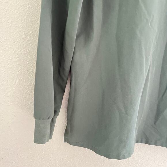 Figs Catarina One pocket Scrub longsleeves in olive green - Picture 8 of 10